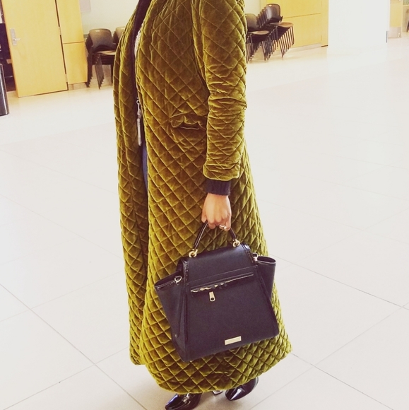 Velvet Coat - Picture 3 of 3